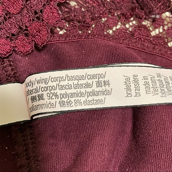 Victoria's Secret Set of 2 Lace Racerback Bralettes - Picture 12 of 12